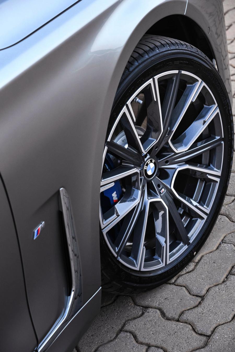 Колеса BMW 740Li M Sport (G12) 2019 года  (ZA) (фото 11 из 17)